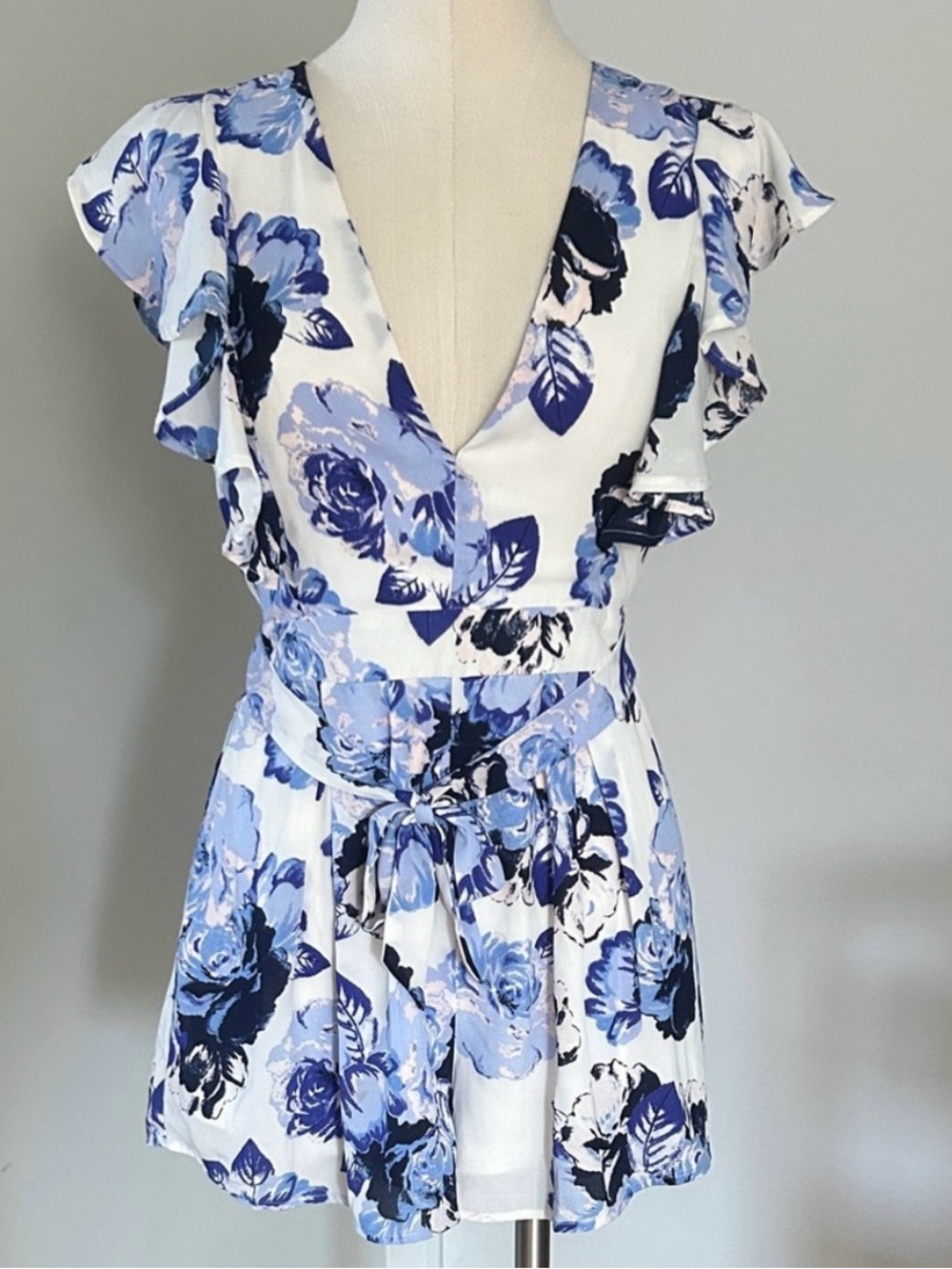 Charlotte Russe Blue Floral V-Neck Romper